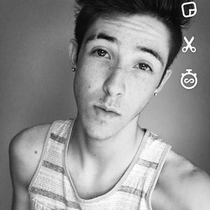 Meet your Posher, Ty